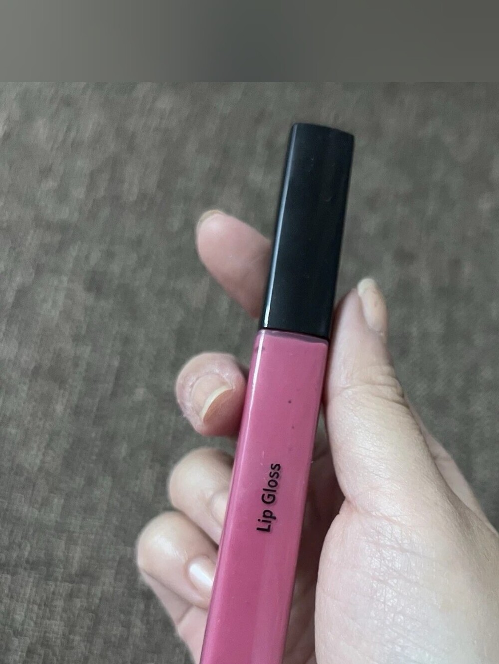 Bobbi Brown Lip Gloss In Hot Pink - Picture 3 of 6